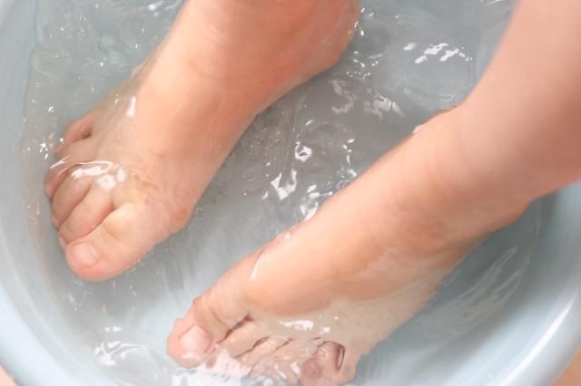 进入六十岁后，应该如何保持健康的身体和心情？还在担心怎么吃？