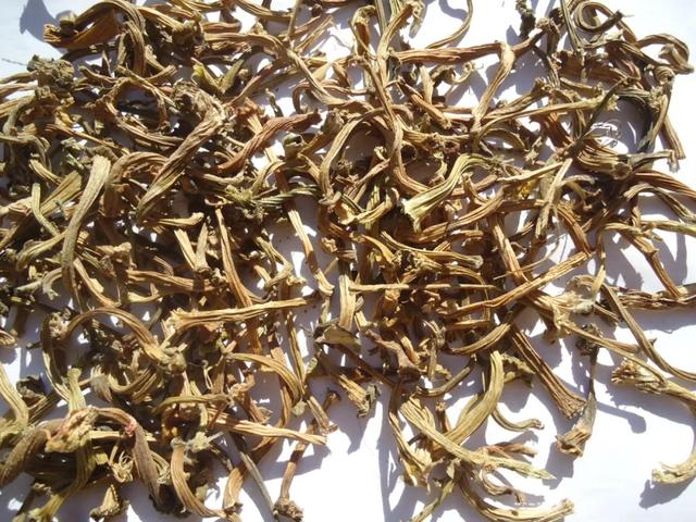 《黄帝内经》指出：咽喉、胸膈、胃脘的病症，可以使用这种治法