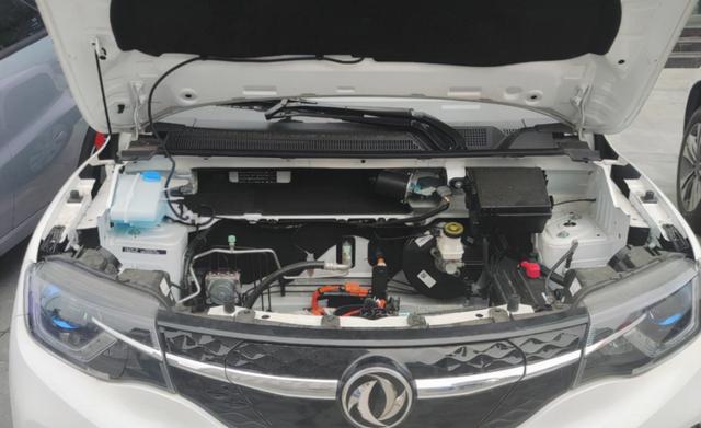 家里第二辆车，4.97万提了辆东风新能源EX1，用车已经五个月