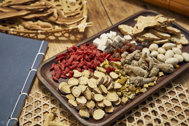 亚健康怎么调理？中医食疗防患未然，药食同源改善慢病