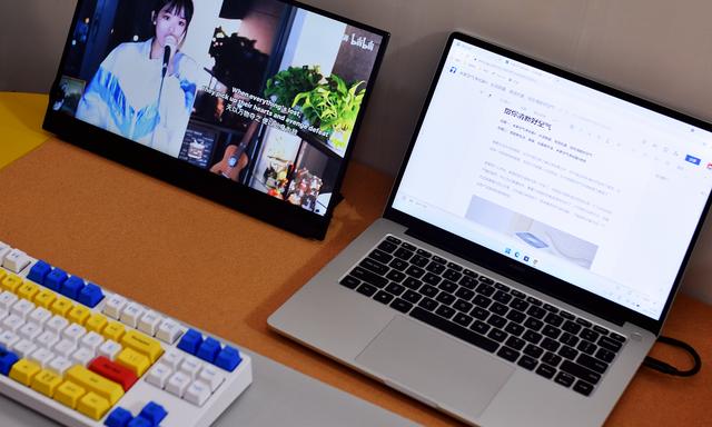 给笔记本电脑买一块副屏，EHOMEWEI L13pro 让移动办公效率大提升