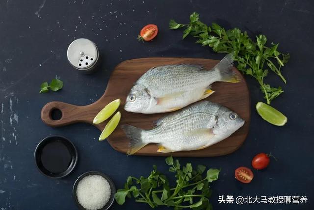 少吃不吃：注意这几点，“慧”减肉/油/盐