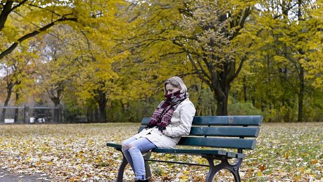 为什么秋季容易引发伤感？教你3招缓解悲秋