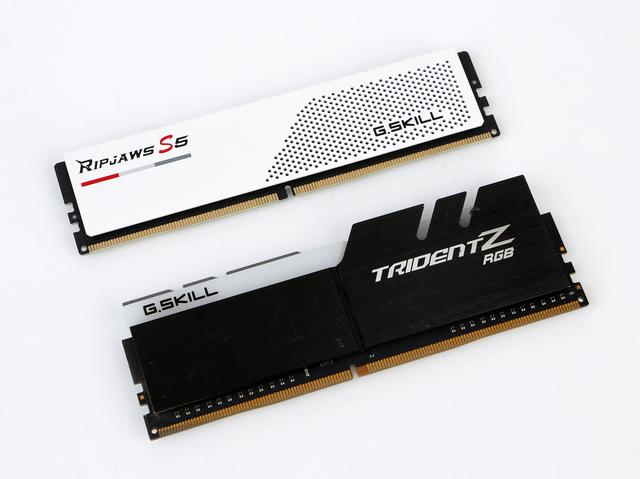 DDR5 5200起步，最高DDR5 6400！首批DDR5内存赏析