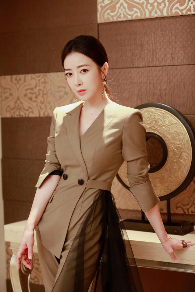 陈紫函电视剧:当红女星陈紫函：曾遭闺蜜横刀夺爱，嫁小9岁的演员丈夫幸福吗