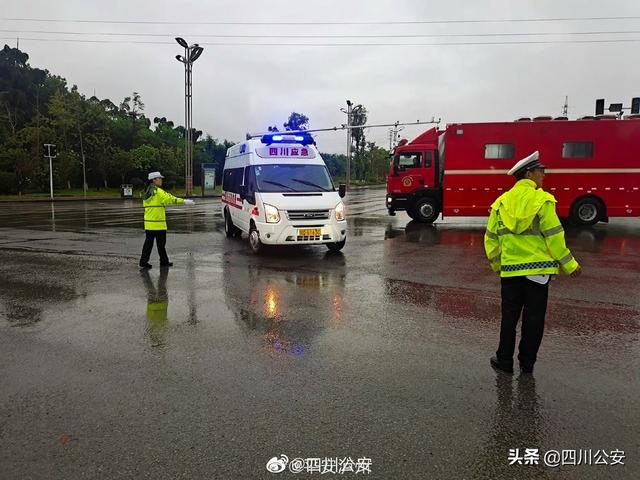 【四川泸县6.0级地震】呼吁：请让出救援生命通道！