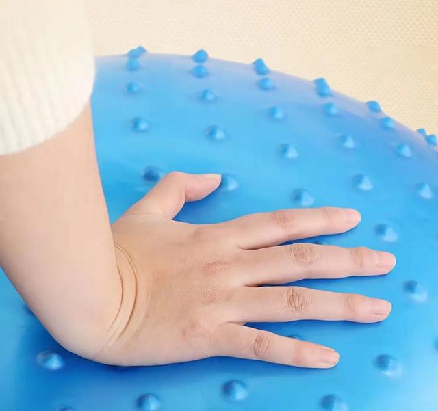 3种大龙球的玩法，超级锻炼孩子的专注力和平衡力