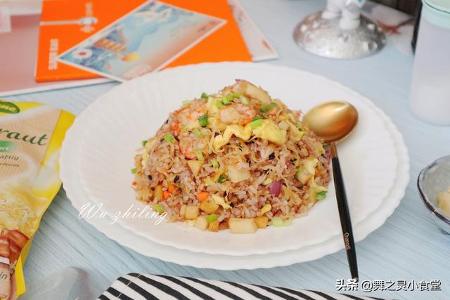 炒米饭加上它，开胃爽口助消化，孩子一口气吃光了