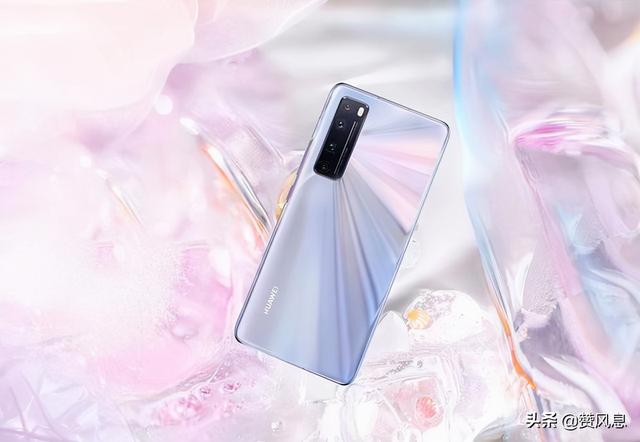 华为nova10 Pro秀肌肉，升级100W快充，鸿蒙OS 3坐镇