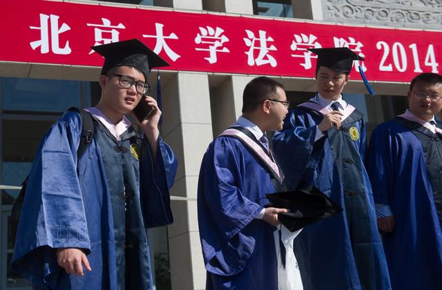 北大硕士创业遭董明珠怒斥：书白读了！后来靠卖米粉狂赚5亿元