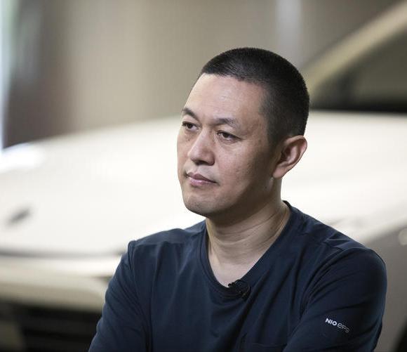 三次上市15分钟拉来投资，让胡玮炜3年赚15亿，李斌究竟有多厉害