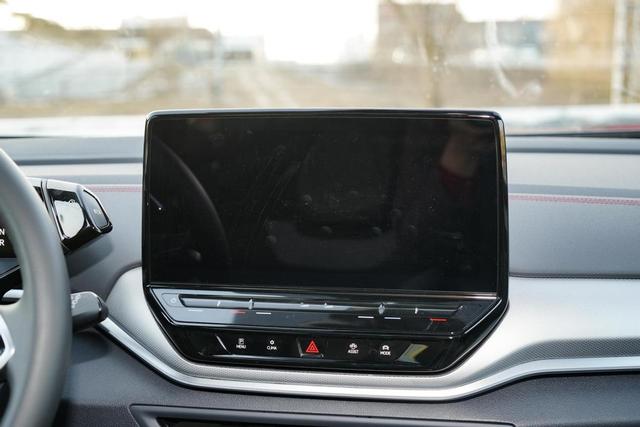 大众首款纯电SUV，19.99万起售，外观内饰设计终于不再套娃