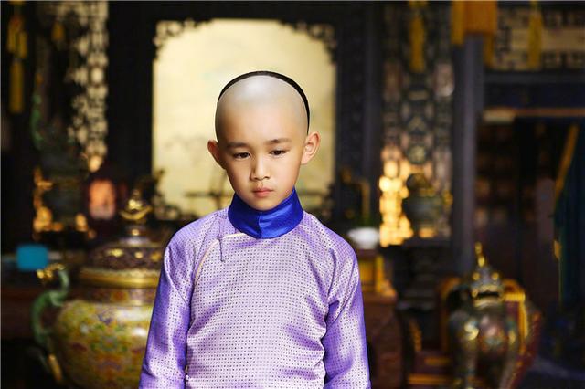 乾隆有14个儿子取了名，这些名字含义是什么，他对谁寄予厚望