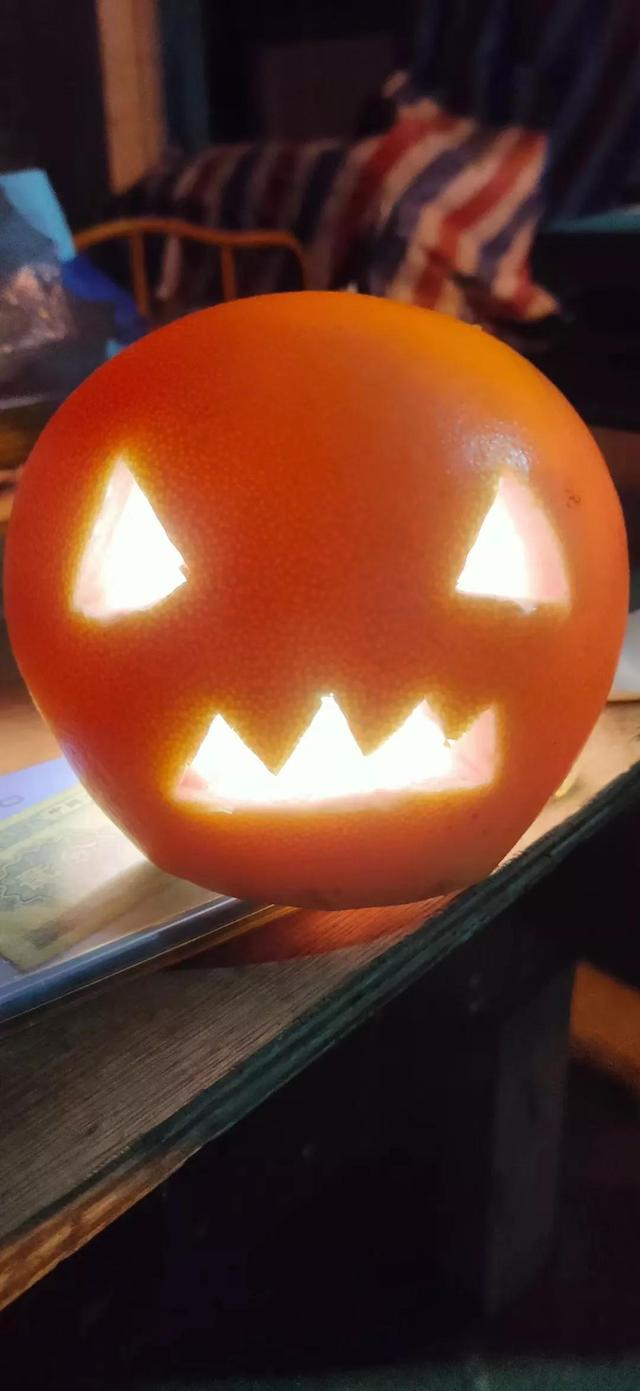 孩子又上“光荣榜”，全职妈妈大发雷霆！不久却对着三只蜗牛大哭