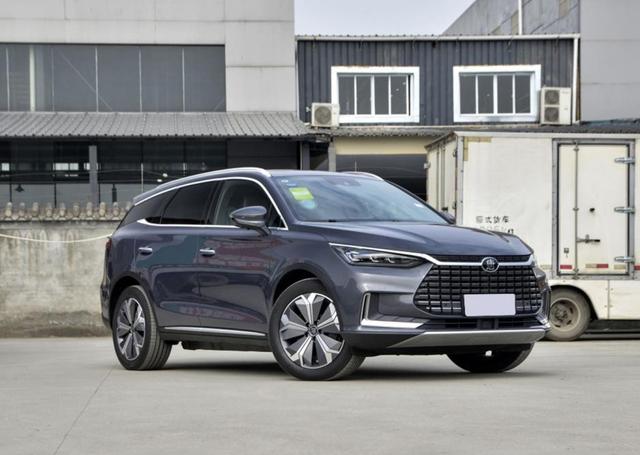 公路坦克比亚迪唐EV，对抗蔚来ES6，价格和续航都有优势