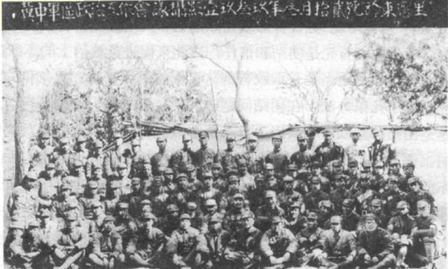 从两把菜刀一直打到开国元帅 贺龙的人生有多传奇 全网搜