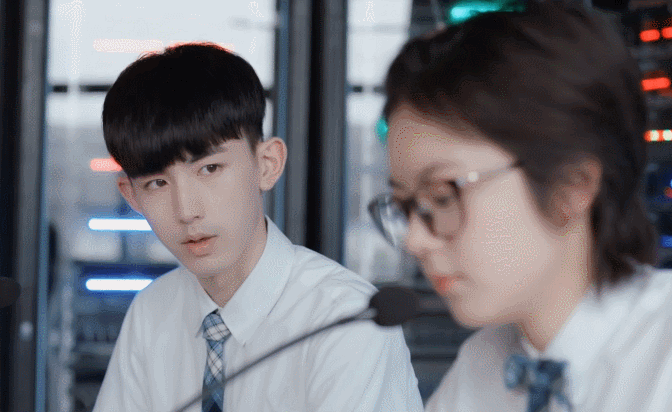 《少年派2》正式开机！张嘉译闫妮现身，上大学的林妙妙更漂亮了