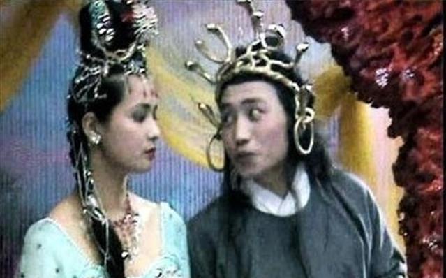 万圣公主:万圣公主为何宁可下嫁九头虫，都不选小白龙你看九头虫什么出身