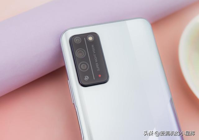 从2399元跌至1899元，麒麟芯+真全面屏+8GB+128GB，终于等到了