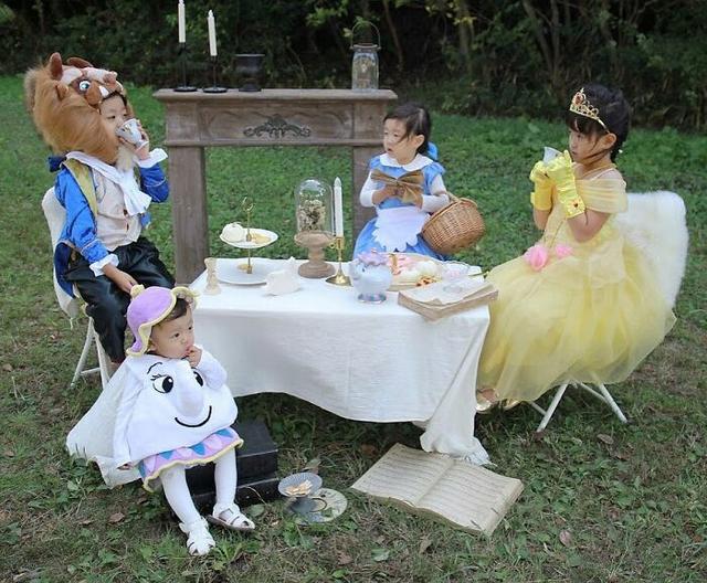 可爱的孩子们穿着妈妈为他们制作的手工服装（30 张图片）