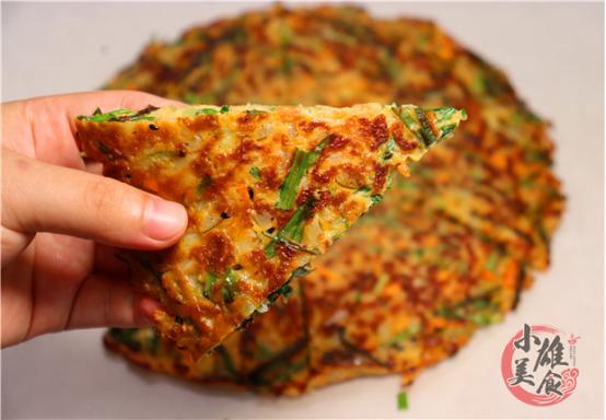 89岁奶奶一直用洋葱这样吃，脚腿有劲，三高平稳身体好