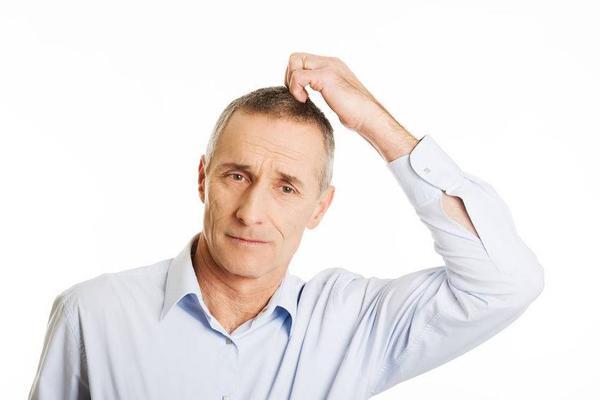 中老年后，不想小脑萎缩找上门，要做好这5个预防措施，别忽视