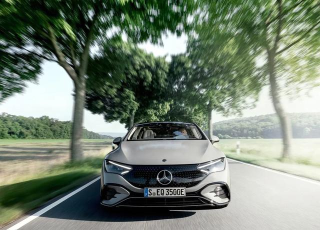 豪华品牌的反击：“ABB”电动车扎堆登场，特斯拉笑了？