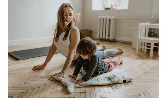 妈妈爱孩子，却总是忍不住发火：请先停下脚步拥抱自己