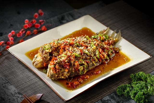 秋季长个慢，想让儿童多蹿个，三餐要这样安排