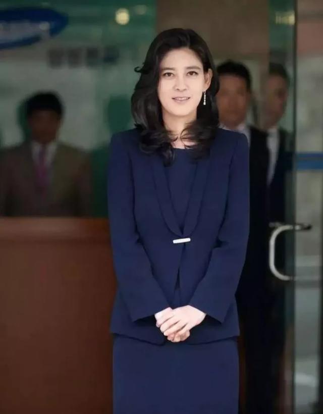 韩国顶级豪门的长公主，为钱发愁