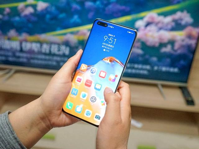 苹果、华为、小米怎么选？看看内行人的说法，看完就不纠结了