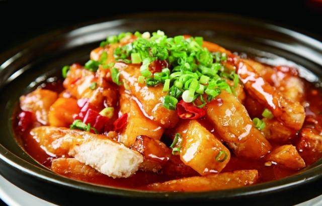 鱼香茄子为什么火鱼香茄子实在太下饭，不仅外形吸引人，而且味道也是 