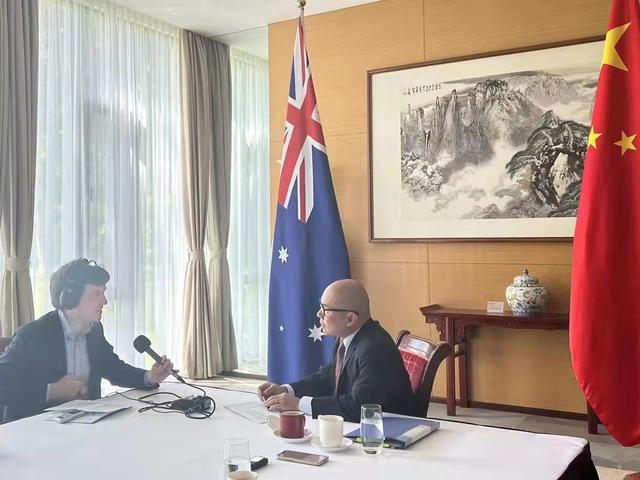 驻澳大利亚使馆临时代办：澳政府应该切实遵守一个中国政策