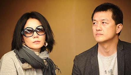 谢霆锋与王菲：80后爱上60后，爱情跨越20年，孩子分别扔给前任