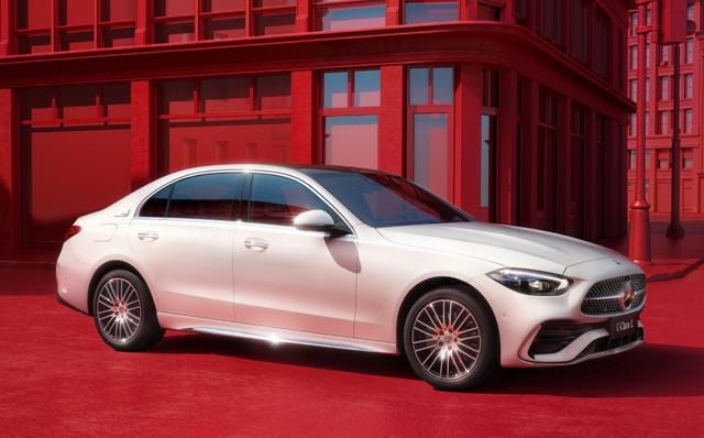 10月高端轿车销量丨5系、E级平起平坐，A6L腰斩，红旗2款车上榜