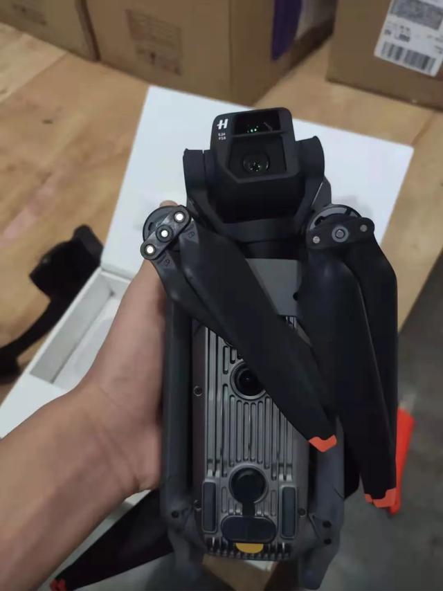 发布会倒数中！更多DJI Mavic 3及Action 2谍照流出