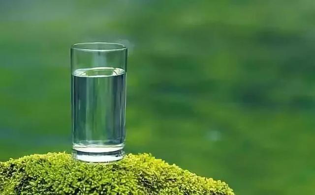 “老得慢”的女性，一般有5个共性，不妨对照看看，你占了几个