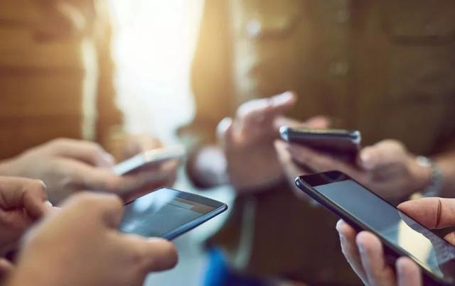 年轻人只是偏爱无广告的APP