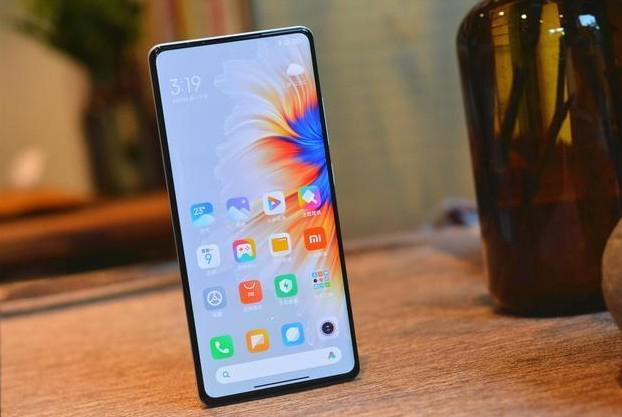 夏季收官，哪些智能手机值得选择？网友：iPhone