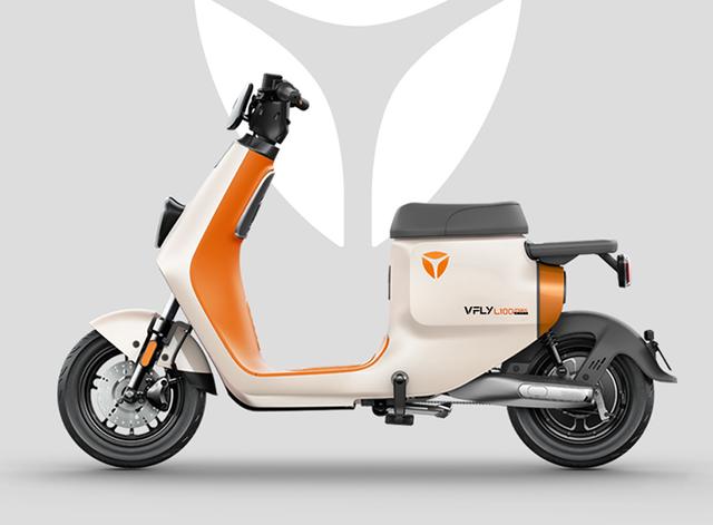 雅迪电动车VFLY  L100 MAX，续航100公里，智能AI不用钥匙就能开