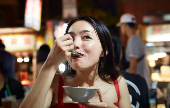 糯米与大米有啥不一样？为什么大米能成为主食，糯米却不行？