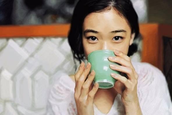 着急喝水，热水和冷水“相掺”，对身体有什么影响？不妨早知晓