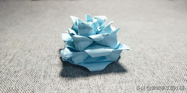 超漂亮的玫瑰花折纸，看似复杂，实则非常简单哦