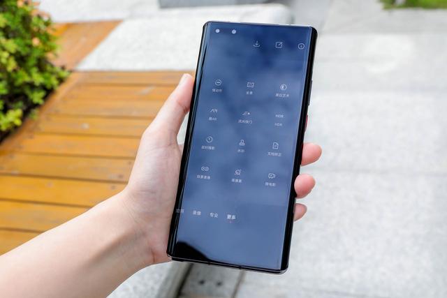 拍照手机那么多，为什么我只推荐这四款？