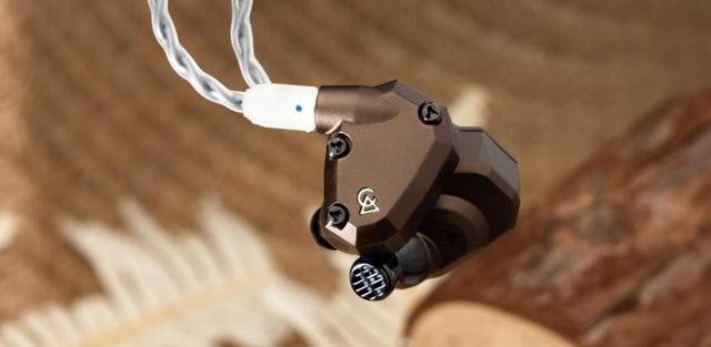 「行業資訊」 CAMPFIRE AUDIO超時空碰撞 營火新世代