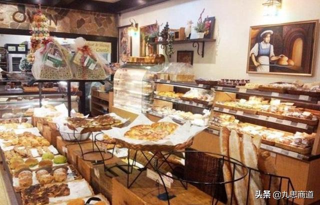 一家刚开业的早餐店，巧妙运用“爆品”思维，最终收款27万