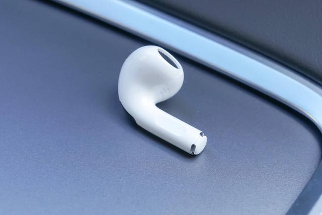 苹果AirPods 3真机开箱，来看