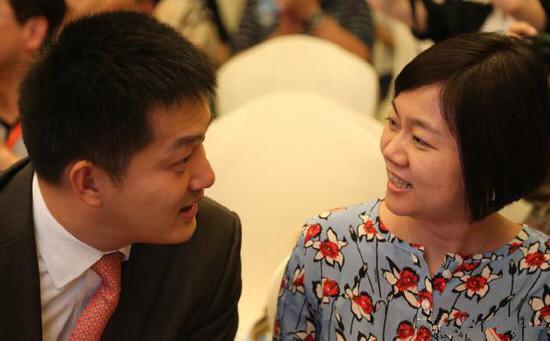 师从棋圣,二婚不顾反对嫁小8岁常昊,如今53岁的张璇现状如何?