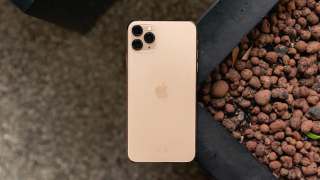 发布至今下跌3100元，苹果新机发布在即，旧款顶级iPhone濒临下架