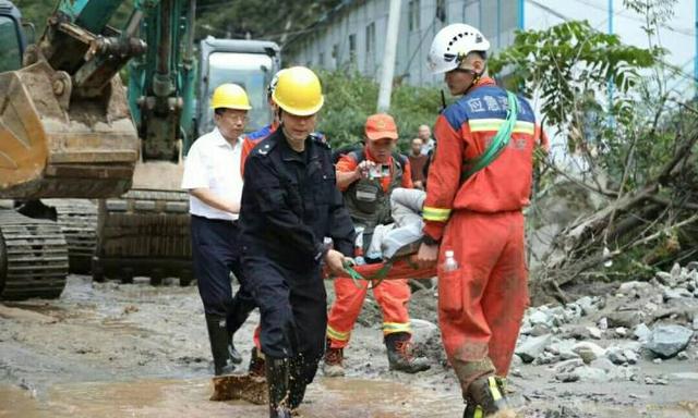 母女3人不幸遇难！山西暴雨不断频发泥石流，遇到泥石流该怎么办